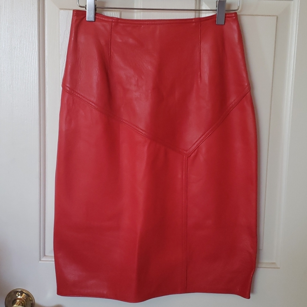 Vintage 80s Lanna Red Leather Pencil Skirt High Waisted Asymmetric Size 10 Small - Picture 3 of 14
